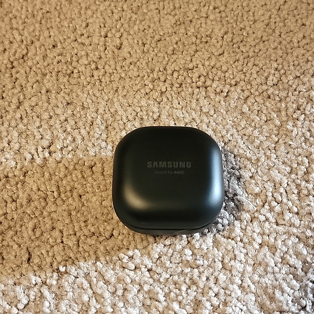 Samsung Wireless Earbuds With Charging Case - Black